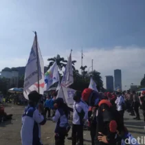 BEM UI Gelar Demo di Bundaran HI Bawa Lima Tuntutan untuk Pemerintah Prabowo: Mengekspresikan Ketidakpuasan Terhadap Kinerja Pemerintah