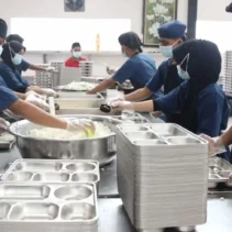BGN Tegaskan Pegawai Tak Boleh Miliki Dapur MBG untuk Cegah Konflik Kepentingan