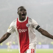 Brian Brobbey: Sang Penjegal yang Membuat Tren