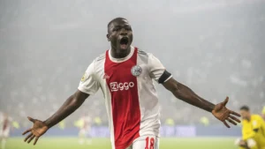 Brian Brobbey: Sang Penjegal yang Membuat Tren
