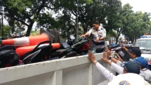 Driver Ojol Histeris Saat Motor Diangkut, Ini Penjelasan Dishub DKI Jakarta
