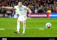 Ermedin Demirović: Bintang Bosnia yang Menghadapi Tantangan di Piala Dunia 2026