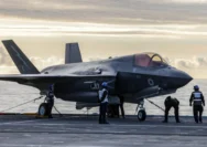 Insiden Tragis: F-35A AS Terpaksa Mundur Setelah 12 Menit Terbang Dekat Hormuz