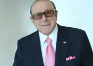 Kehilangan Besar di Dunia Musik: Clive Davis Meninggal di Usia 94 Tahun