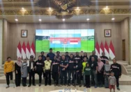 Kemanunggalan TNI dan Rakyat Terwujud dalam Nobar Piala Dunia di Blora