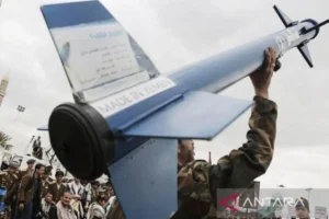 Konflik Melebar ke Tanduk Afrika, Houthi Ancam Serang Israel yang Parkir Kapal Selam di Somaliland