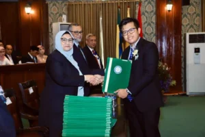 Luar biasa, dokter muda UNAIR ini kantongi LoA dari 4 kampus top dunia sebelum lulus