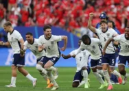New Zealand Menangkan Seri Melawan Inggris dengan Kemenangan Dramatis