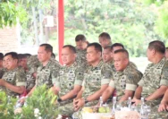 Pangdam IV Diponegoro Dampingi Irjen TNI Tinjau KDKMP Di Magelang dan Purworejo: Membangun Kemandirian Ekonomi Desa