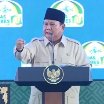 Prabowo Mengungkap Alasan Gaji Guru Masih Rendah: Uangnya Diambil Terus