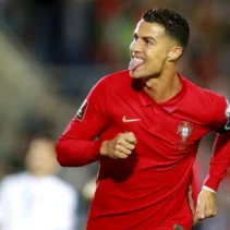 Ronaldo Siap Gelar Sejarah, Fansnya Sudah Siap Mengikuti
