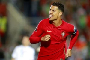 Ronaldo Siap Gelar Sejarah, Fansnya Sudah Siap Mengikuti