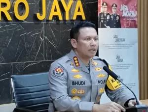 Roy Suryo: Tampang Usai Ditangkap Polda Metro Jaya, Musuh Jokowi Tak Pakai Rompi Tahanan