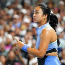 Alex Eala Kembali ke Kampung Halaman, Disambut Meriah oleh Penggemar di Filipina