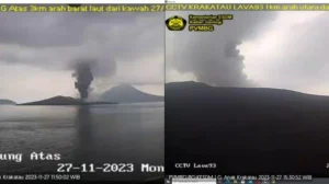 Anak Krakatau Erupsi Dua Kali, Warga Dilarang Beraktivitas di Radius 3 km