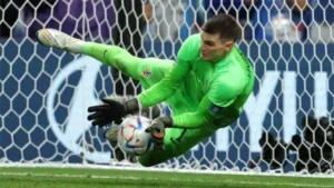 Dominik Livaković: Kiper Bintang Kroasia Menuju Liga Inggris?