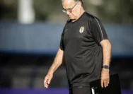 Gaya Eksentrik Marcelo Bielsa: Marah-marah, Blak-blakan Soal Uruguay, dan Pulang