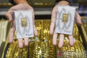 Harga Emas Antam Hari Ini 4 Juli 2026 Naik, Simak Daftar Harga Lengkapnya