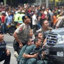 Kepahlawanan dan Duka: Polisi J&K Tewas dalam Serangan Teroris saat Bertugas