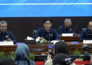 Mari Elka Wanti-wanti Pelemahan Rupiah: Ancaman yang Lebih Dalam dari Negara Tetangga
