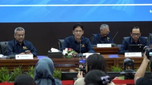 Mari Elka Wanti-wanti Pelemahan Rupiah: Ancaman yang Lebih Dalam dari Negara Tetangga