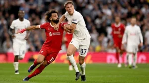 Micky van de Ven Dipertimbangkan Liverpool, Sementara Tonali Siap Menggeberkan Spurs