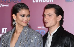 Momen Manis Tom Holland Panggil Zendaya dengan Sebutan Istri dalam Wawancara Terbaru