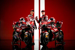 MotoGP 2026 - Acosta Teriak Menyindir, Pecco Bagnaia Kena Mental Gegara Marc Marquez