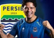 Ragnar Oratmangoen Resmi Bergabung dengan Persib Bandung, Siap Perkuat Lini Serang!