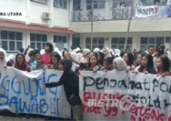 Ratusan Anak Sekolah Demo Dukung MBG, Diduga Diarahkan Diknas dan Sekolah, Orangtua Terkejut