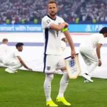 Sesudah dilepas dari 'kutukan' dukun Afrika, Harry Kane kembali sumbang gol buat timnas Inggris