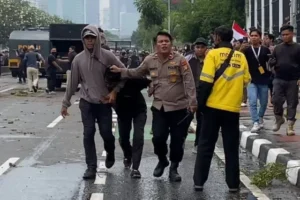 Terbukti Bersalah, Nadiem Dijatuhkan Vonis 10 Tahun Penjara: Kasus Demo Agustus di Serang