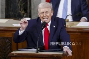 Trump Batalkan Serangan ke Iran: Diplomasi Menjadi Pilihan Utama