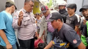 Aksi Dramatis: Pencuri Motor di Klaten Diamankan Warga dan Diinterogasi di Tiang Listrik