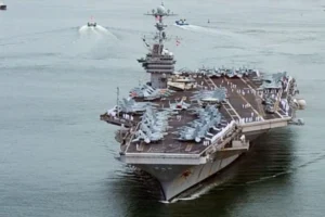Apa yang Terjadi dengan Kedatangan Kapal Induk USS George Washington di Timur Tengah?