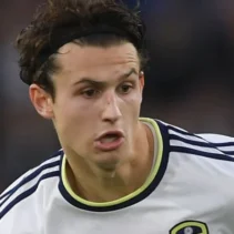 Brenden Aaronson: Bintang Muda yang Bersinar di Panggung Premier League