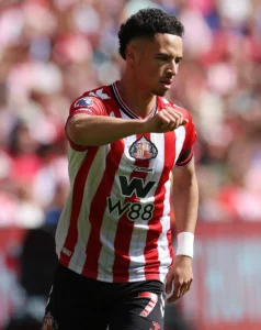 Chemsdine Talbi Absen, Sunderland Hadapi Wrexham dalam Pertandingan Persahabatan yang Menarik