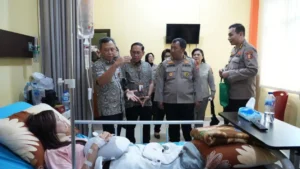 Kasus Tragis: Menkes Sedih Ada Dokter Cibir Pasien BPJS, Pentingnya Empati dalam Pelayanan Kesehatan