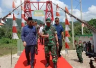 Prabowo Resmikan Jembatan Garuda, Ingatkan Aparat untuk Perhatikan Rakyat Terpencil