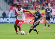 Ritsu Doan & Johan Manzambi: Duo Asis yang Mengubah Permainan Freiburg