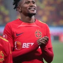 Siyabonga Ngezana: Defender Terbaik yang Pernah Ada di Romania Menurut FCSB