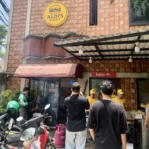 Sosok Aldi Taher yang Membangun Bisnis dengan Santai Usai Dikecam Netizen