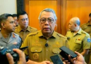 Sosok Benyamin Davnie, Wali Kota Tangerang Selatan sewa mobil dinas Rp 19,95 M, klaim lebih efektif dalam mendorong pembangunan