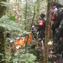 TNI Evakuasi 1 Korban Penembakan OPM di Yahukimo, Situasi Memanas di Medan Terjal